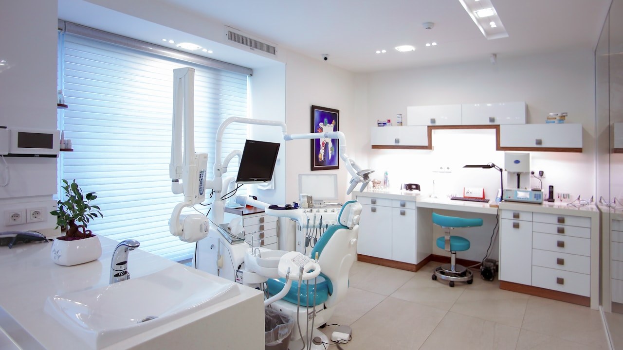 IA para Odontólogos: Fichas dentales, consentimientos informados y cuidados postoperatorios